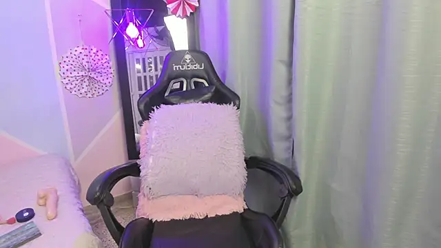 katy handerson online show from 02.04.25