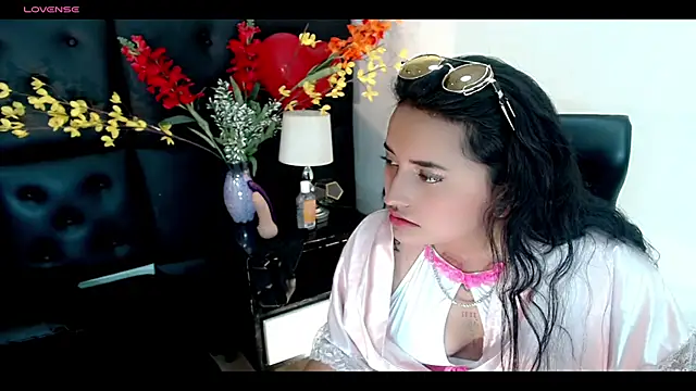 Carolaine01 online show from 02.19.25