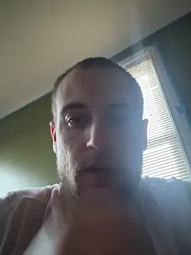 Snapshot of Golden_Alex chatting on 01.05.25 Golden Alex online show from 01.05.25