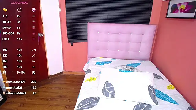 Snapshot of ebonyadiction chatting on 02.12.25 ebonyadiction online show from 02.12.25