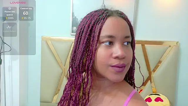 Snapshot of ebonyadiction chatting on 10.12.25 ebonyadiction online show from 10.12.25