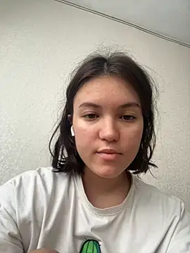 Snapshot of katrinnaag chatting on 01.10.25 katrinnaag online show from 01.10.25