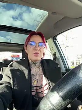 Mia-Fuchs online show from 01.07.25