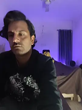 Snapshot of MAGNETICDADDY8 chatting on 03.24.26 MAGNETICDADDY8 online show from 03.24.26