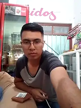 Snapshot of RODRI_POLLADURA chatting on 02.15.25 RODRI POLLADURA online show from 02.15.25