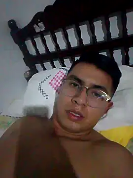 Snapshot of RODRI_POLLADURA chatting on 02.19.25 RODRI POLLADURA online show from 02.19.25