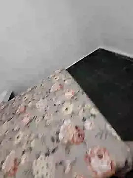 Snapshot of manterei2 chatting on 09.16.25 manterei2 online show from 09.16.25