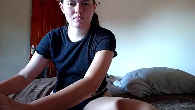 camillebr online show from 02.05.25