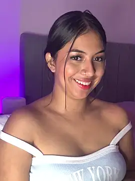 Julii- online show from 02.09.25