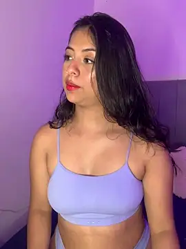 Julii- online show from 03.16.25