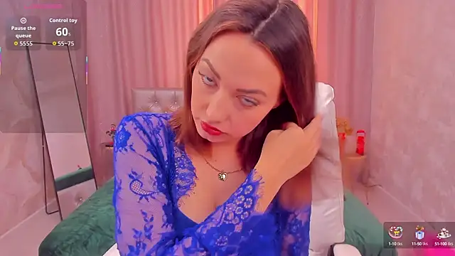 MalibuMiley online show from 09.15.25