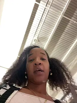 lunalustycumslut online show from 02.24.25