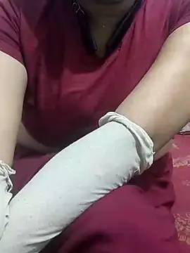 Snapshot of mallupriyapriya chatting on 01.12.25 mallupriyapriya online show from 01.12.25
