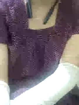 Snapshot of mallupriyapriya chatting on 01.14.25 mallupriyapriya online show from 01.14.25