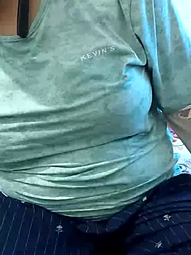 mallupriyapriya online show from 03.17.26