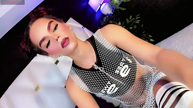 Diva Smith02 online show from 04.12.26