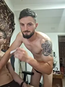Snapshot of HoundingIniquity chatting on 05.31.26 HoundingIniquity online show from 05.31.26