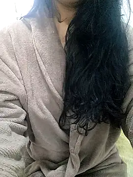 Paoolla online show from 10.31.25