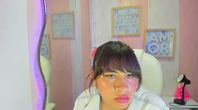 Ji Eun online show from 01.11.25