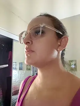 AliceRuivinha2 online show from 09.13.25