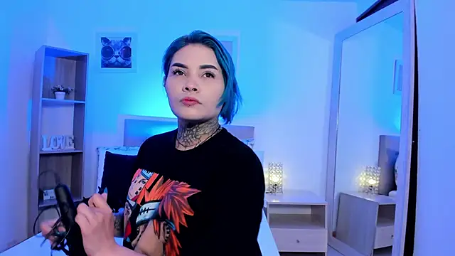 Snapshot of jinxv_nuss chatting on 02.18.25 jinxv nuss online show from 02.18.25