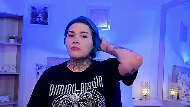 Snapshot of jinxv_nuss chatting on 03.11.25 jinxv nuss online show from 03.11.25