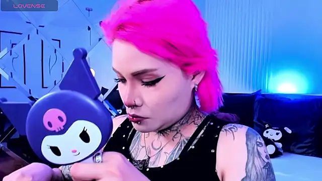 Snapshot of jinxv_nuss chatting on 05.06.26 jinxv nuss online show from 05.06.26