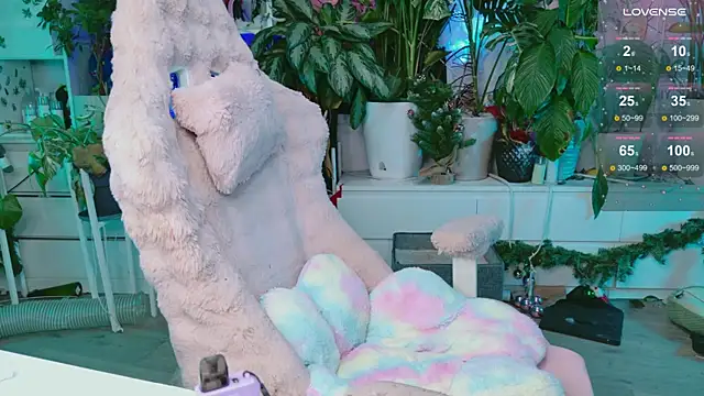 Snapshot of cutelittlepuff chatting on 01.11.26 cutelittlepuff online show from 01.11.26