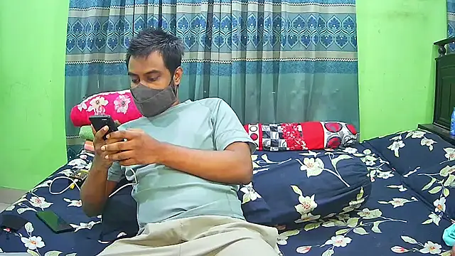 Hot Nila online show from 11.27.25