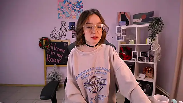 MiniSofy online show from 01.15.25