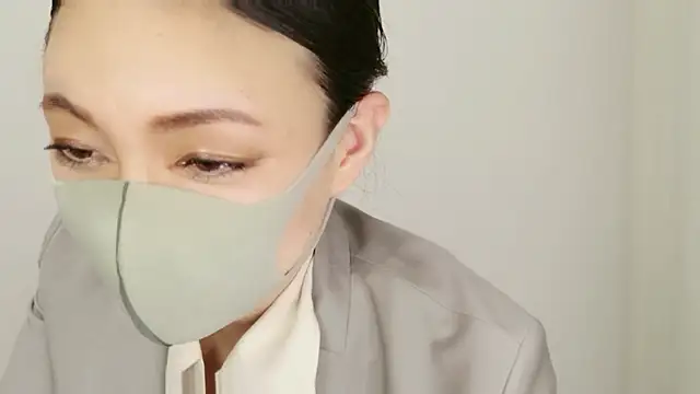 Snapshot of Mary-JP chatting on 05.31.26 Mary-JP online show from 05.31.26
