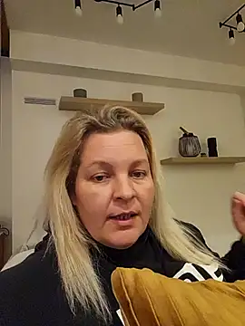 RyleeSherry online show from 02.24.25