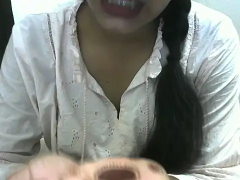 Snapshot of Misha_Sweett chatting on 07.25.26 Misha Sweett online show from 07.25.26