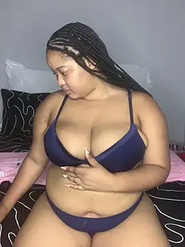 Snapshot of sexytinashe21 chatting on 02.01.26 sexytinashe21 online show from 02.01.26