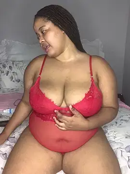 Snapshot of sexytinashe21 chatting on 02.17.26 sexytinashe21 online show from 02.17.26