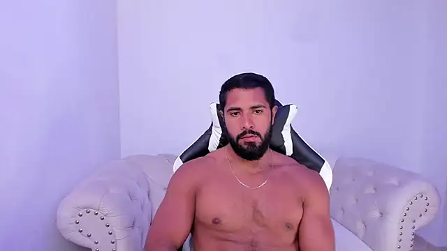 Santiago huntt online show from 10.19.25