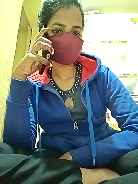 Snapshot of Pooja_cut chatting on 02.02.25 Pooja cut online show from 02.02.25