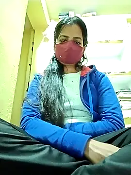 Snapshot of Pooja_cut chatting on 02.03.25 Pooja cut online show from 02.03.25