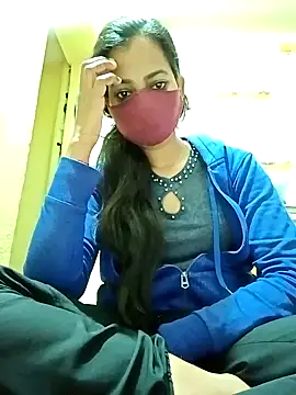 Snapshot of Pooja_cut chatting on 02.05.25 Pooja cut online show from 02.05.25