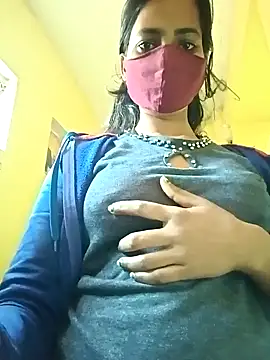 Snapshot of Pooja_cut chatting on 02.09.25 Pooja cut online show from 02.09.25