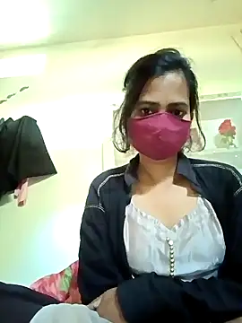 Snapshot of Pooja_cut chatting on 02.10.25 Pooja cut online show from 02.10.25