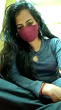 Snapshot of Pooja_cut chatting on 02.11.25 Pooja cut online show from 02.11.25