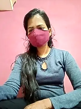 Snapshot of Pooja_cut chatting on 02.16.25 Pooja cut online show from 02.16.25