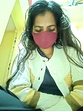 Snapshot of Pooja_cut chatting on 02.25.25 Pooja cut online show from 02.25.25