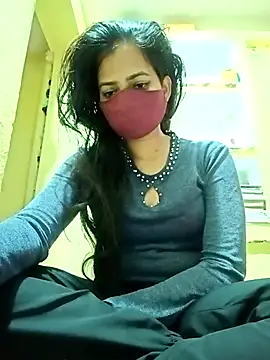 Snapshot of Pooja_cut chatting on 03.08.25 Pooja cut online show from 03.08.25