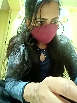 Snapshot of Pooja_cut chatting on 03.10.25 Pooja cut online show from 03.10.25