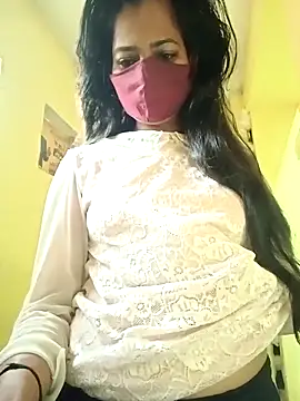 Snapshot of Pooja_cut chatting on 03.12.25 Pooja cut online show from 03.12.25