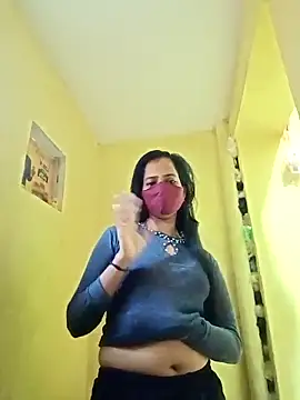 Snapshot of Pooja_cut chatting on 03.12.25 Pooja cut online show from 03.12.25