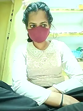 Snapshot of Pooja_cut chatting on 03.19.25 Pooja cut online show from 03.19.25
