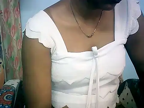 Snapshot of Barbie_183 chatting on 04.17.26 Barbie 183 online show from 04.17.26